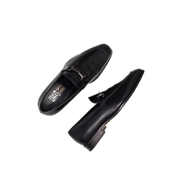 950$ Salvatore Ferragamo Fenice Gancini Ornament Black Leather Loafer US8 EEE main image 11